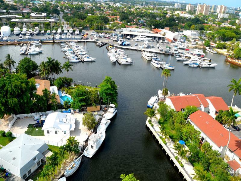 Riviera Luxury Living At River Oaks Marina And Tower Miami Zewnętrze zdjęcie