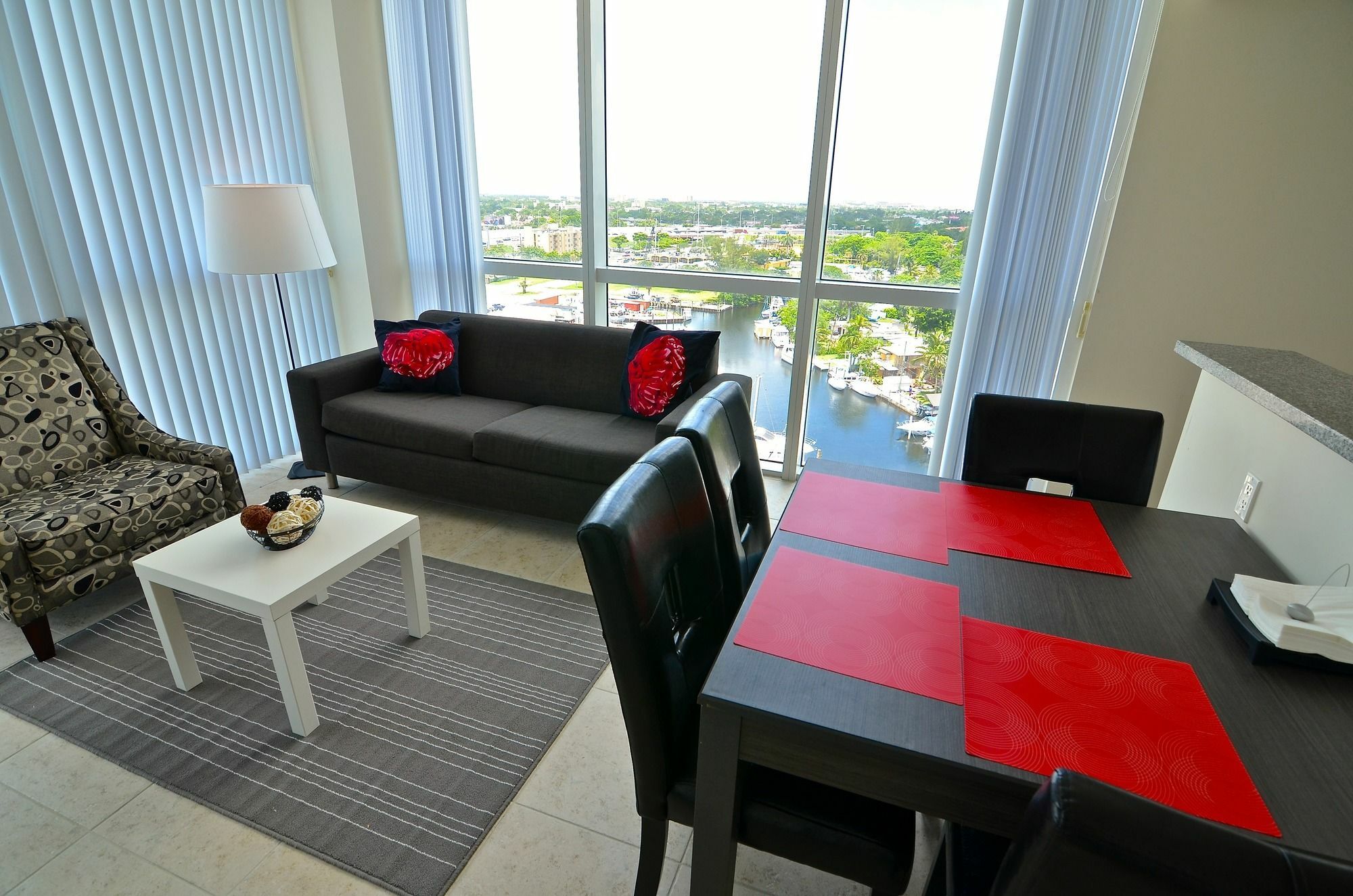 Riviera Luxury Living At River Oaks Marina And Tower Miami Zewnętrze zdjęcie